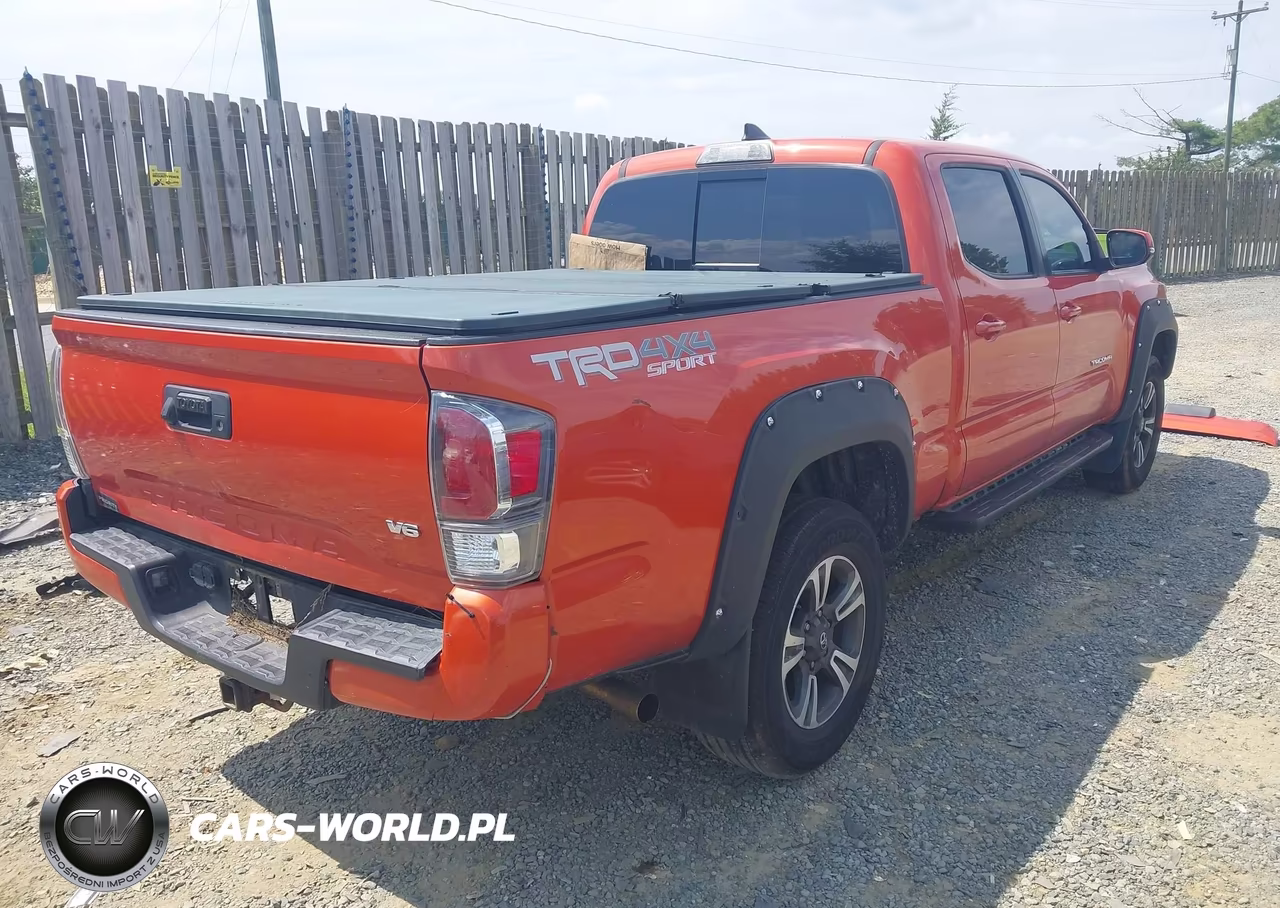 2017 Toyota Tacoma Trd Off Road-Trd Sport VIN:5TFDZ5BN8HX018021 - 4