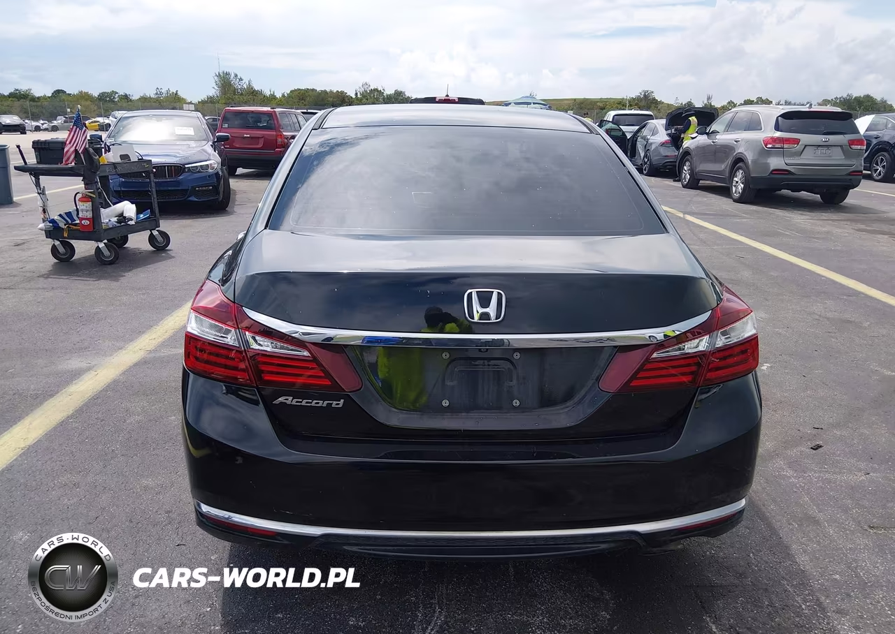 2017 Honda Accord Lx VIN:1HGCR2F35HA285771 - 16