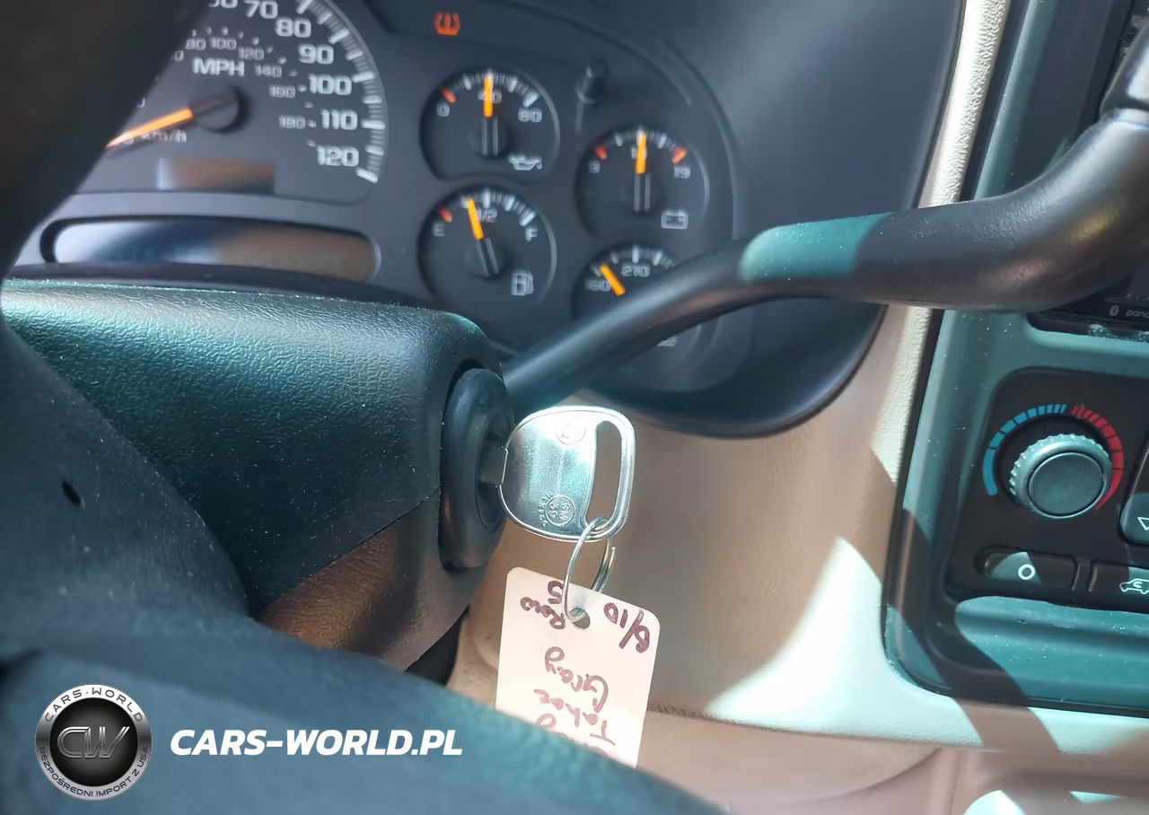 2005 Chevrolet Tahoe Ls VIN:1GNEK13T15R266729 - 11