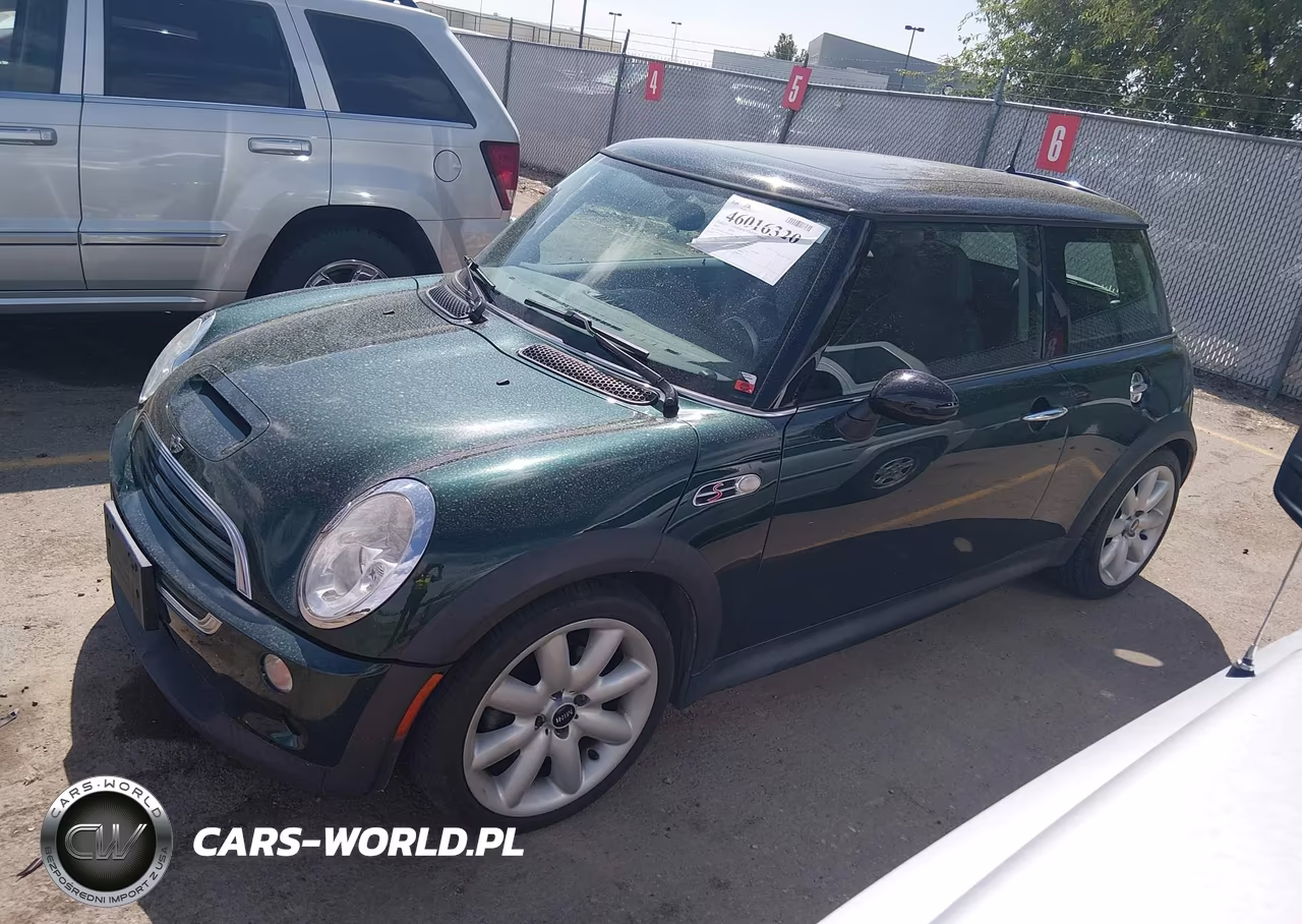 2004 Mini Cooper S VIN:WMWRE33474TD84114 - 2