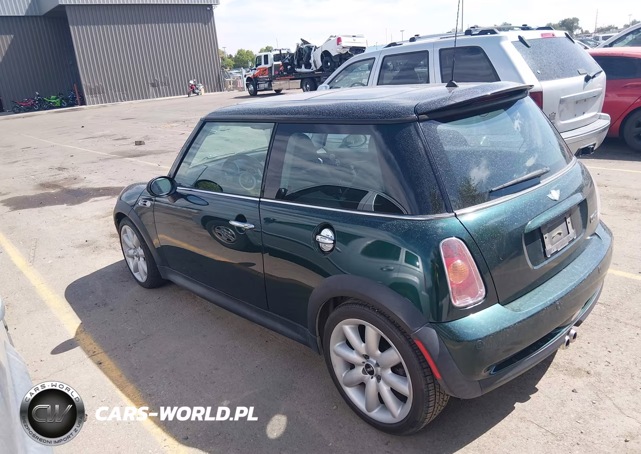 2004 Mini Cooper S VIN:WMWRE33474TD84114 - 3