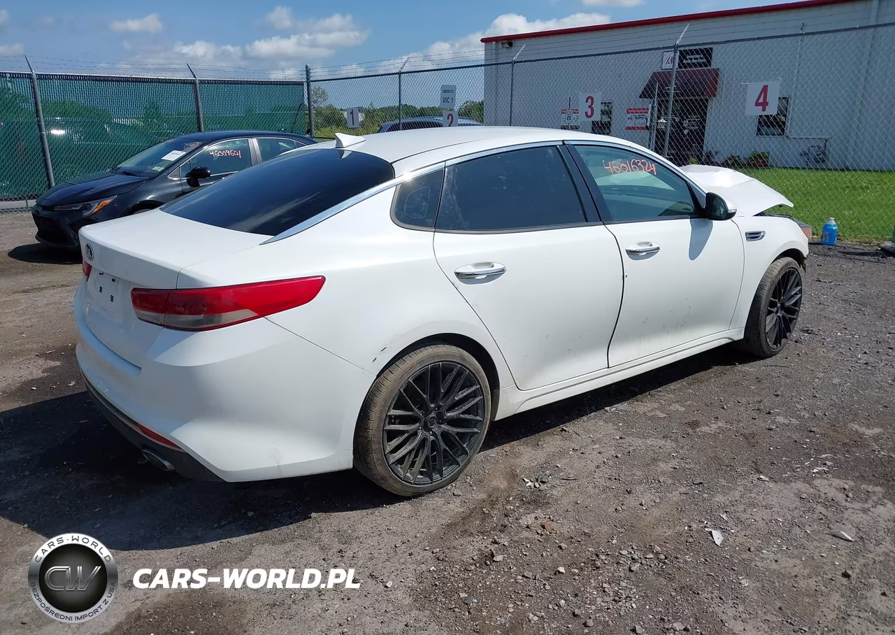 2017 Kia Optima Ex VIN:5XXGU4L34HG123021 - 4
