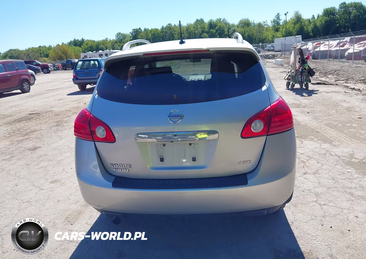 2015 Nissan Rogue Select S VIN:JN8AS5MV4FW758077 - 15