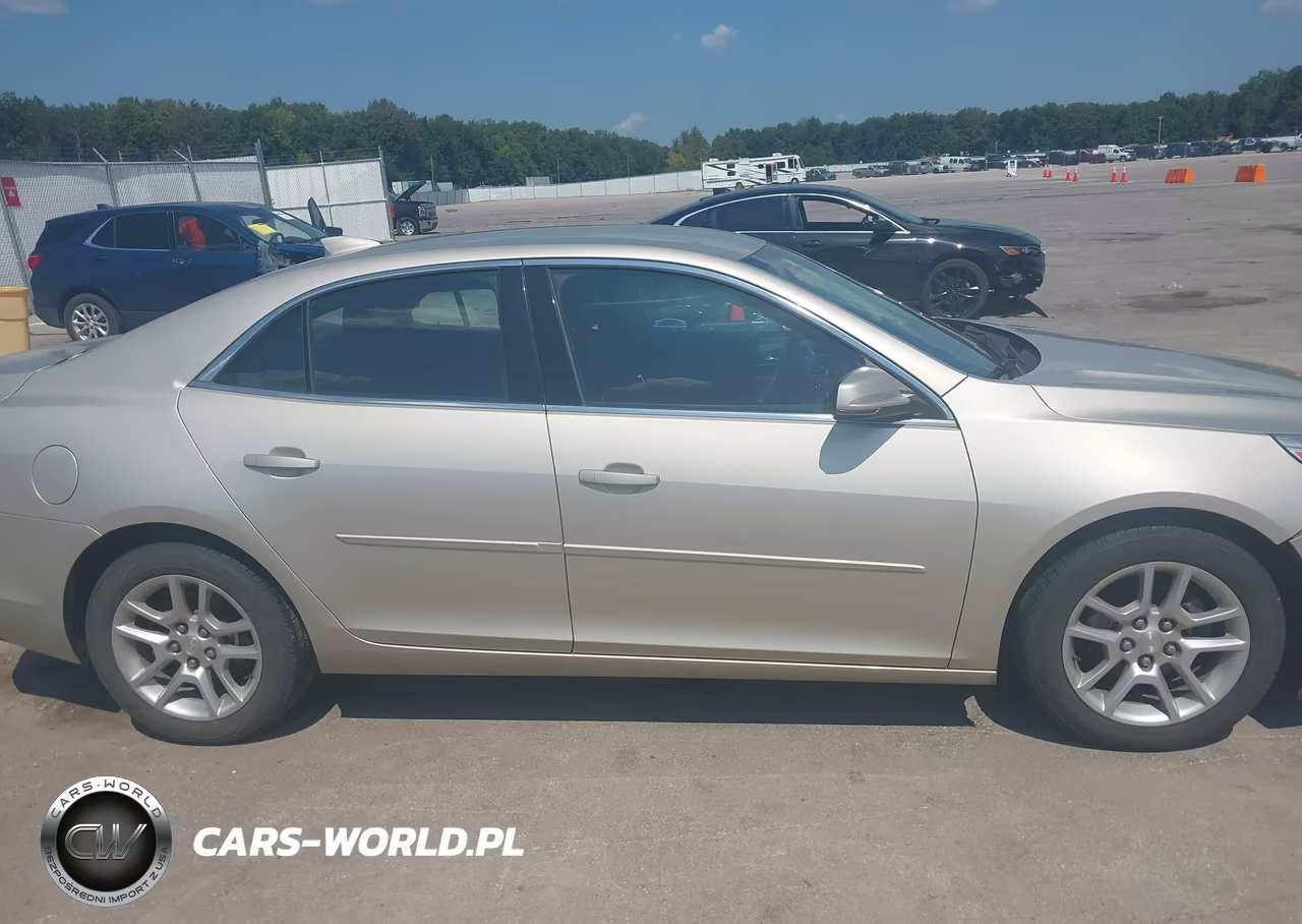 2015 Chevrolet Malibu 1Lt VIN:1G11C5SLXFF221443 - 14