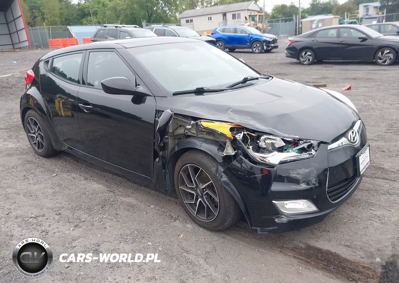 2013 Hyundai Veloster Base W-Black – zdjęcie 1 z 11