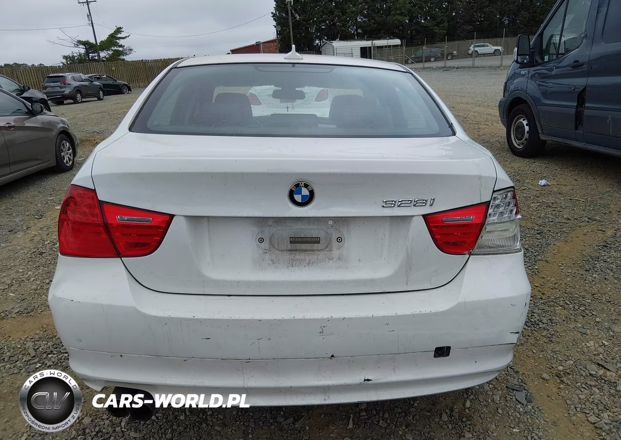2011 BMW 328I VIN:WBAPH7C55BE678091 - 16
