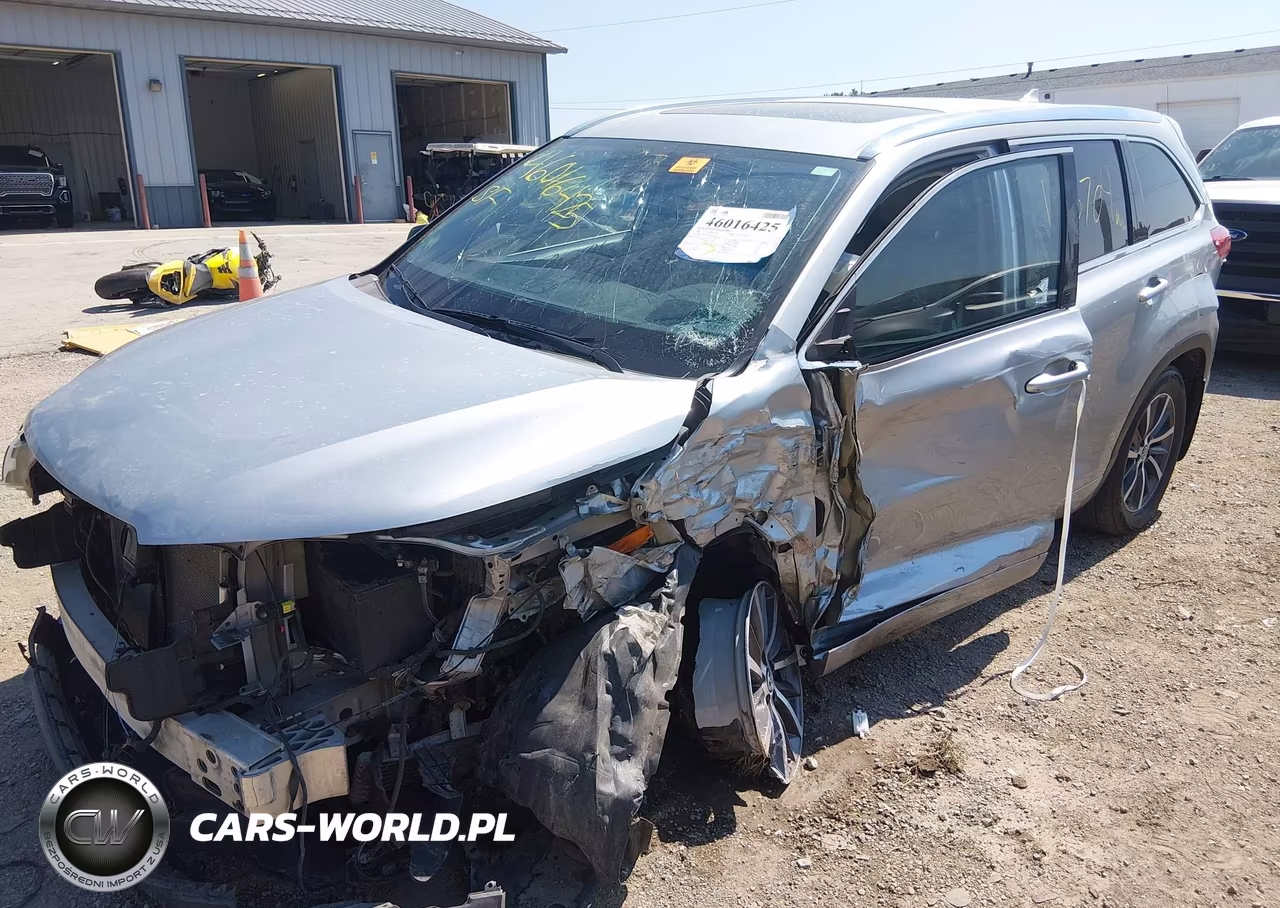2018 Toyota Highlander Xle VIN:5TDJZRFH2JS808991 - 6