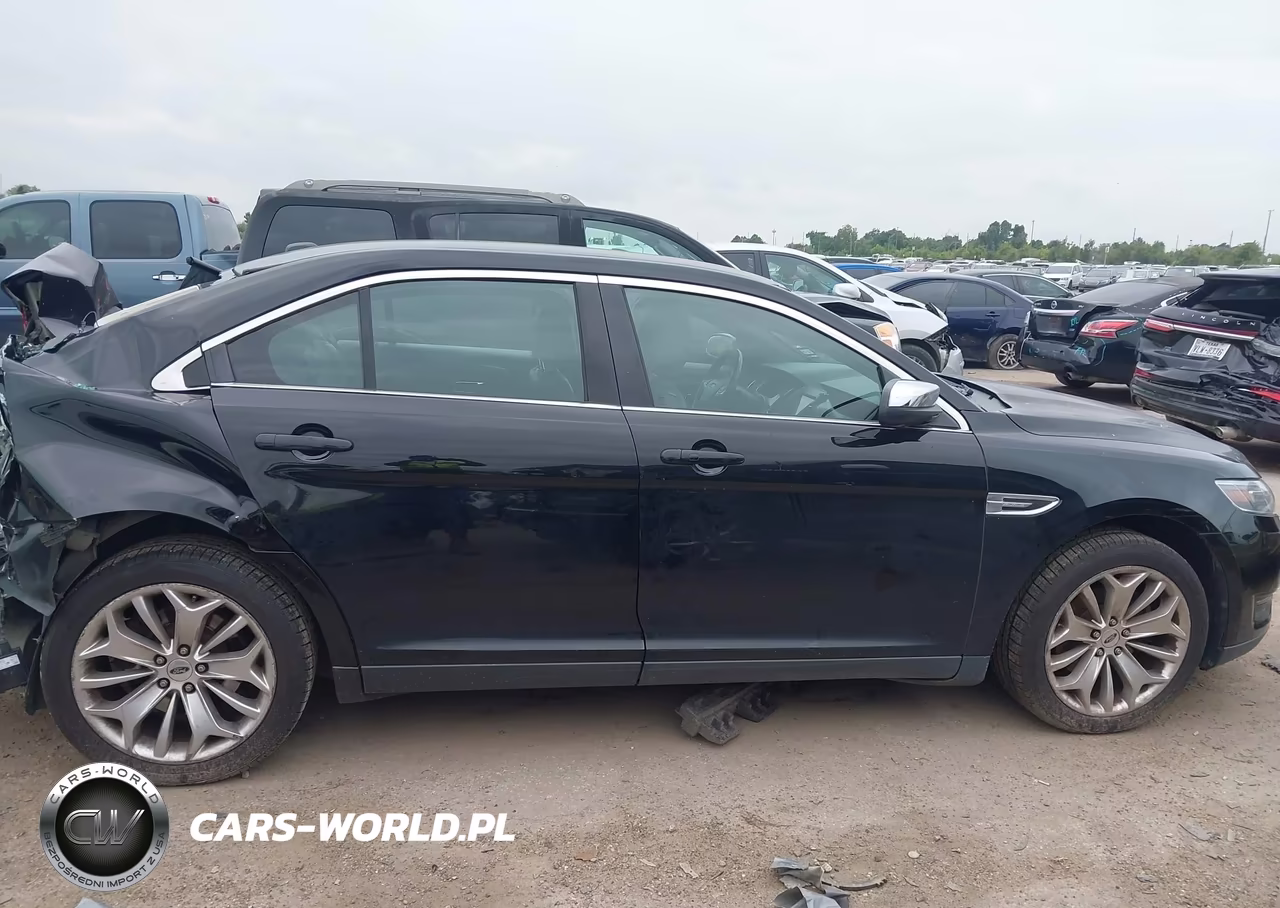 2017 Ford Taurus Limited VIN:1FAHP2F80HG113088 - 13