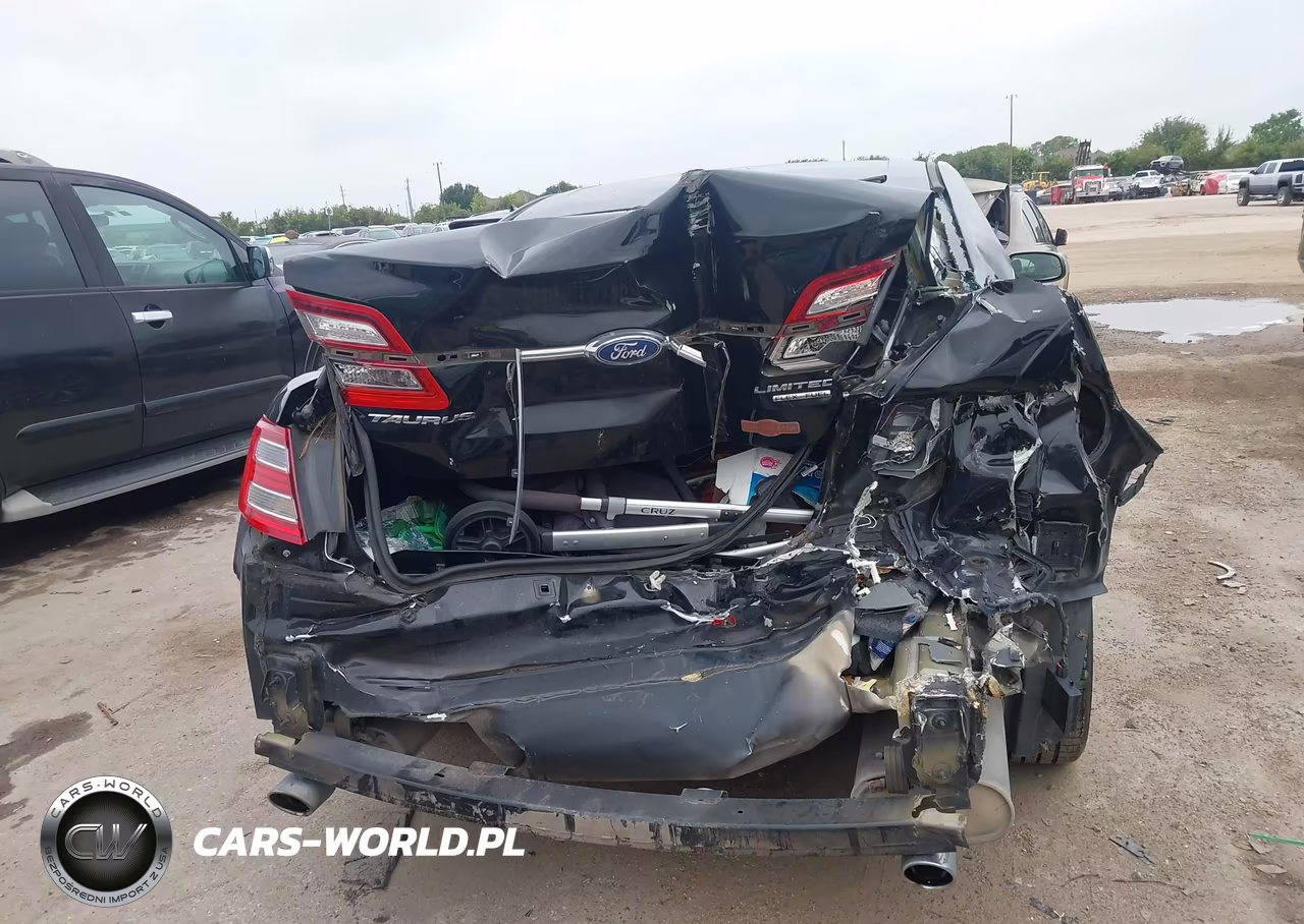 2017 Ford Taurus Limited VIN:1FAHP2F80HG113088 - 16