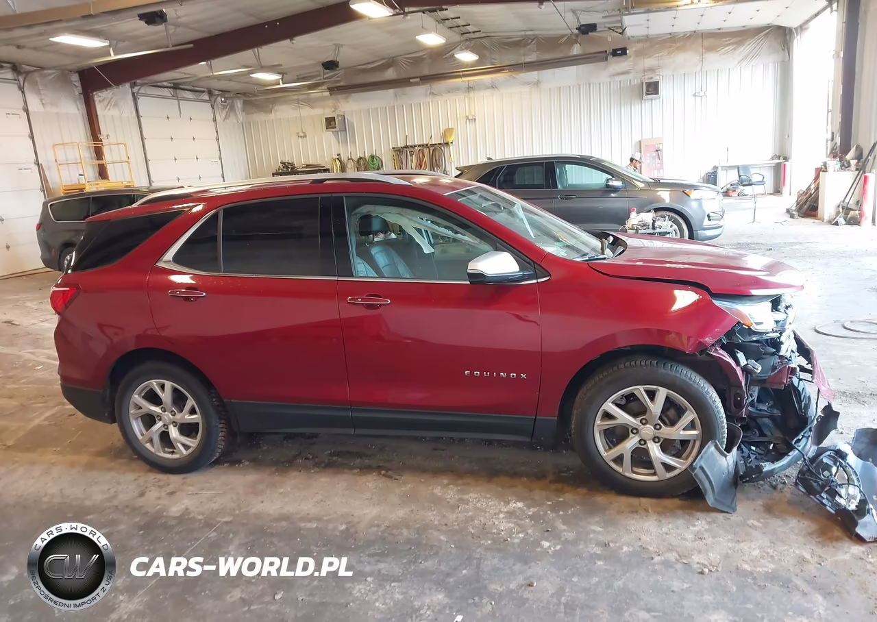 2018 Chevrolet Equinox Premier VIN:2GNAXMEV1J6113564 - 13