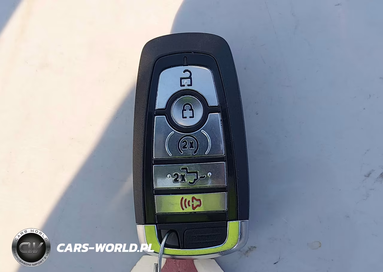 2024 Ford F-150 Xlt VIN:1FTFW3L86RKF68637 - 11
