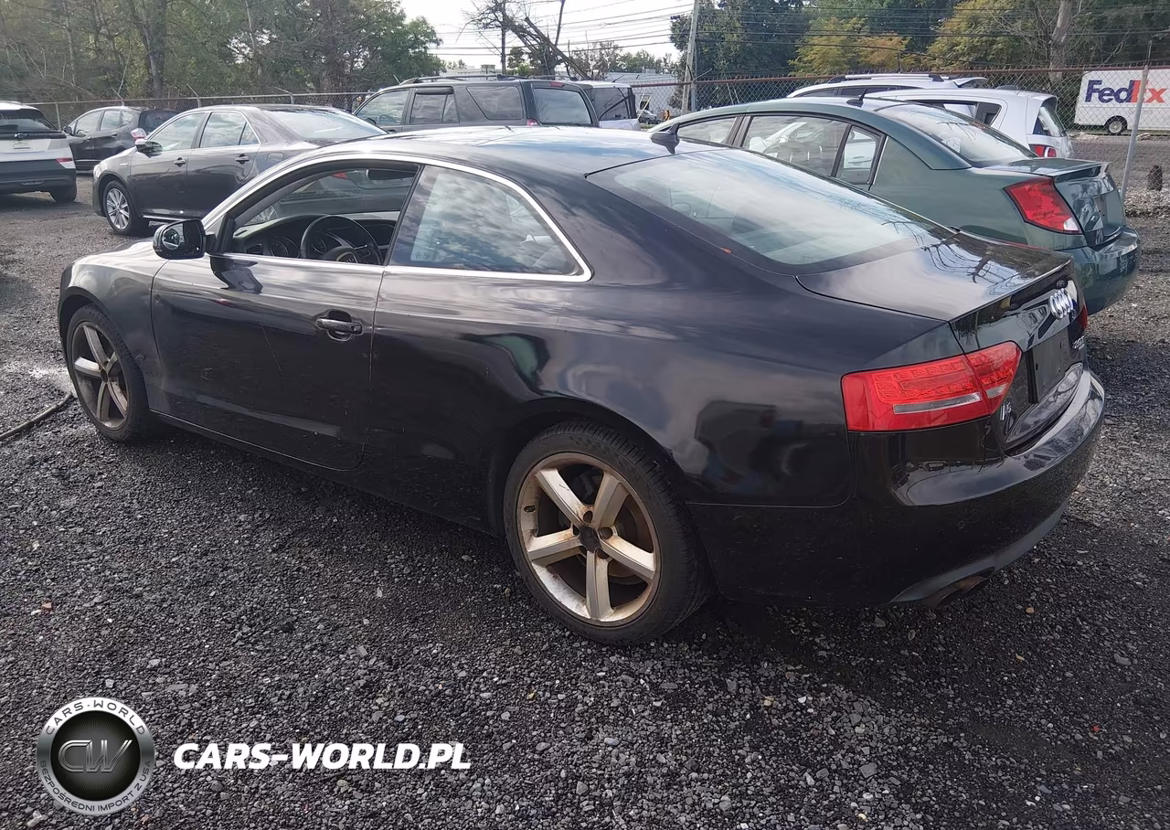 2010 Audi A5 2.0T Premium VIN:WAULFAFR9AA011420 - 3