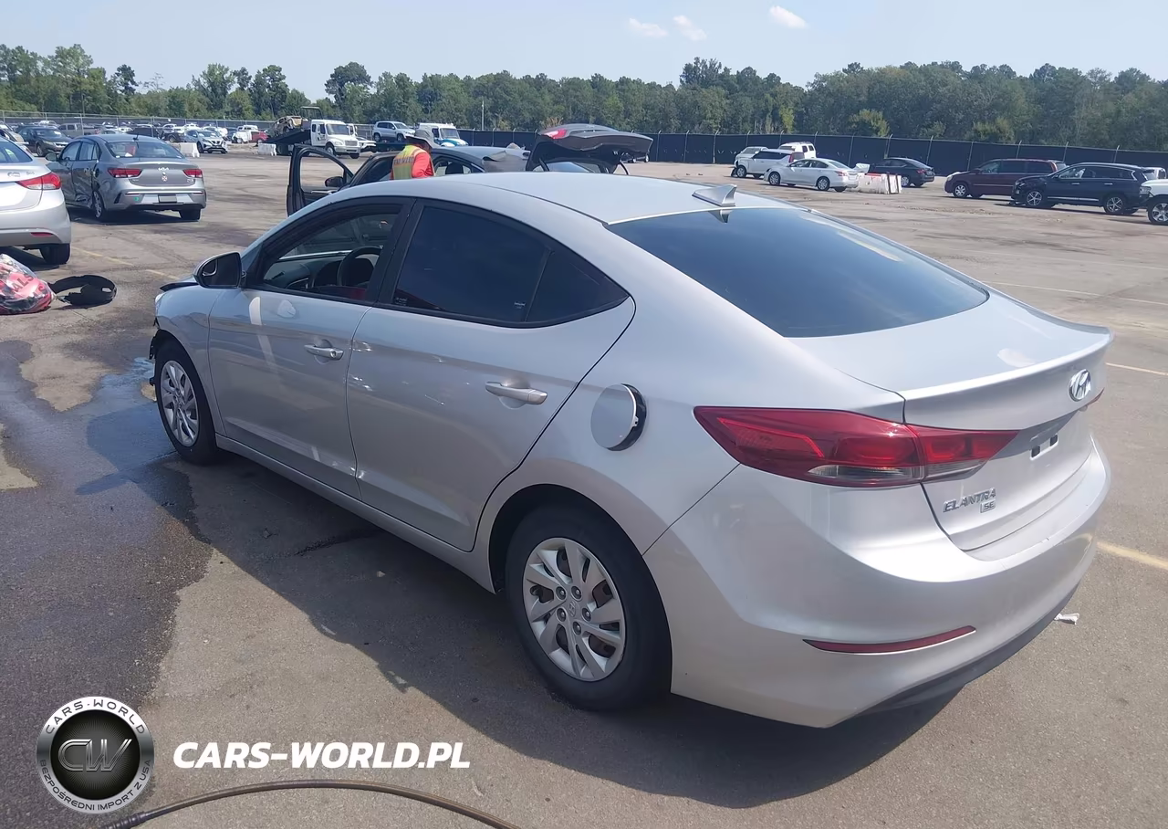 2018 Hyundai Elantra Se VIN:5NPD74LF3JH402409 - 3