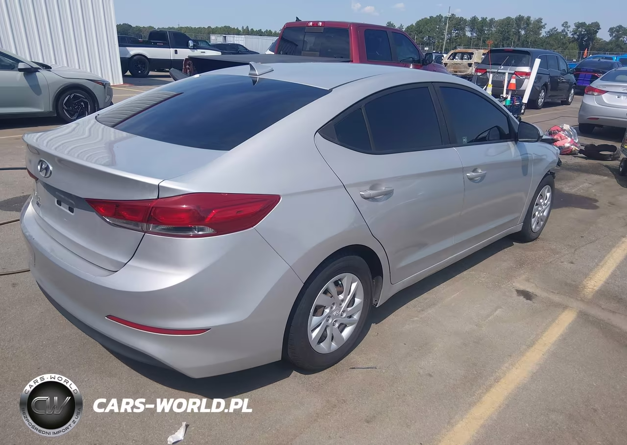 2018 Hyundai Elantra Se VIN:5NPD74LF3JH402409 - 4