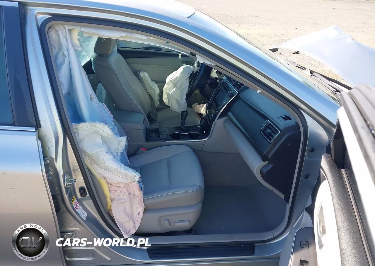 2015 Toyota Camry Xle VIN:4T1BF1FK7FU926415 - 5