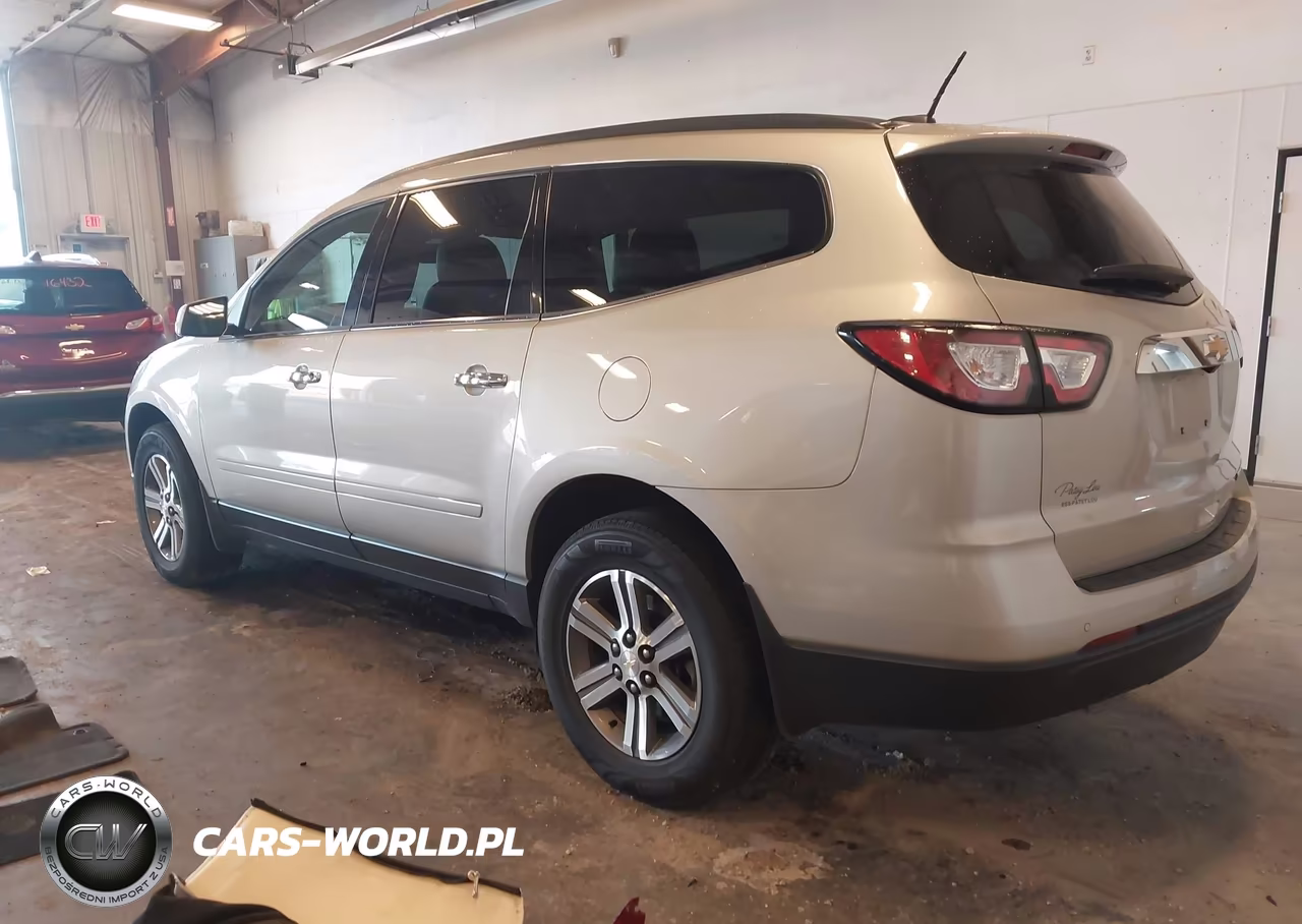 2016 Chevrolet Traverse Lt VIN:1GNKRHKD2GJ194636 - 3