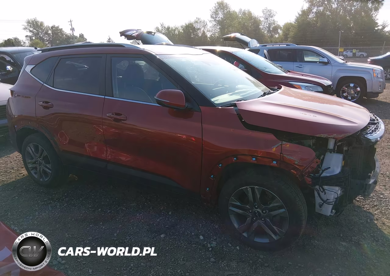 2023 Kia Seltos S VIN:KNDEU2AA8P7396189 - 14