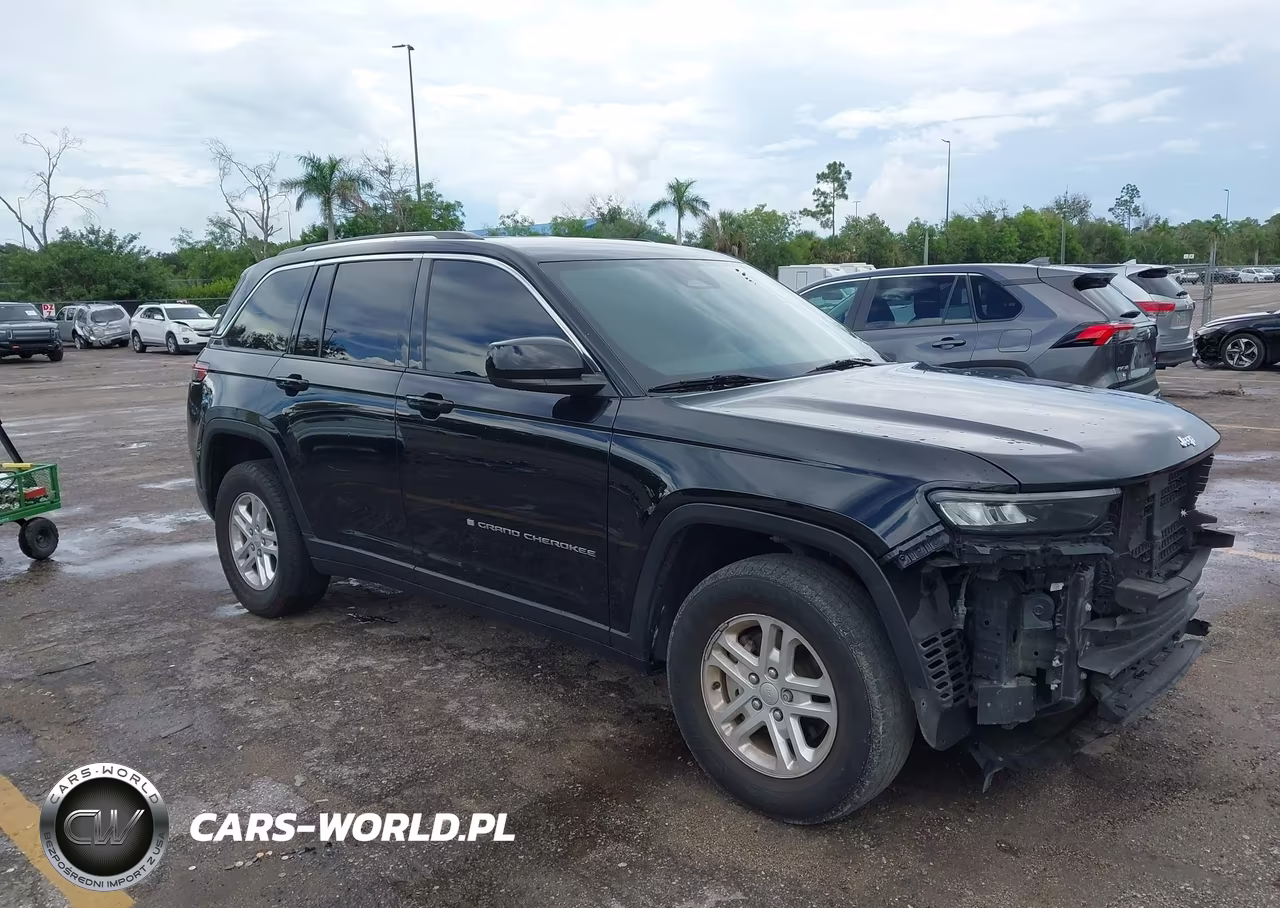 2023 Jeep Grand Cherokee Laredo 4X2 VIN:1C4RJGAG2PC534702 - 1