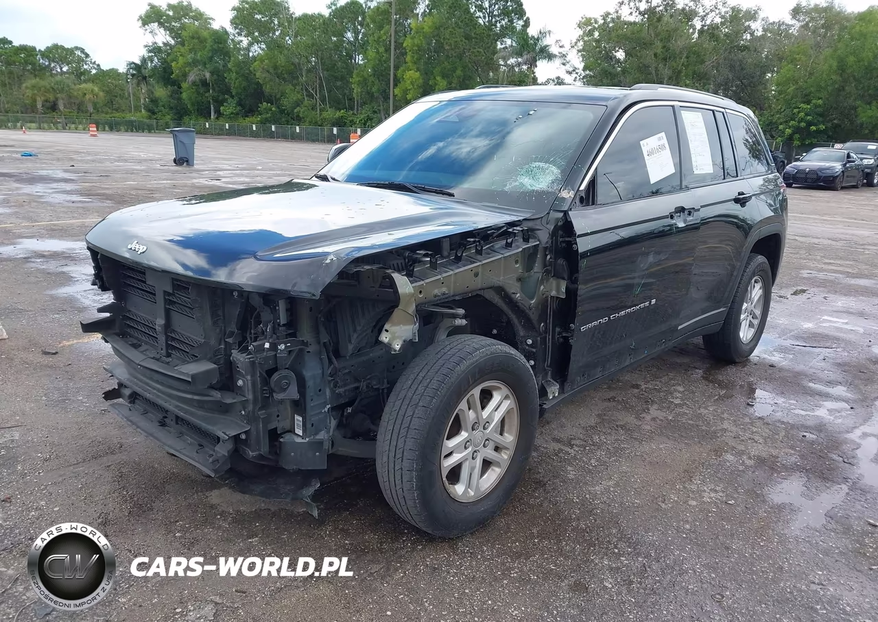 2023 Jeep Grand Cherokee Laredo 4X2 VIN:1C4RJGAG2PC534702 - 2