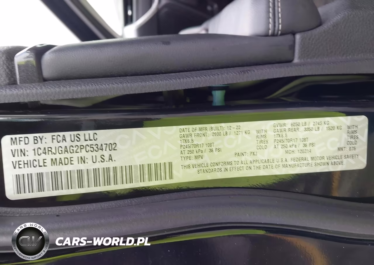 2023 Jeep Grand Cherokee Laredo 4X2 VIN:1C4RJGAG2PC534702 - 9