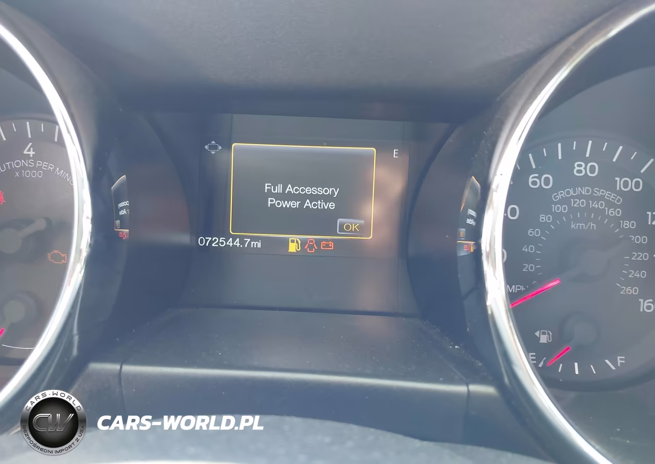 2017 Ford Mustang V6 VIN:1FA6P8AM0H5301619 - 7