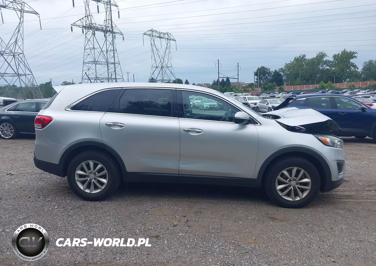 2018 Kia Sorento 2.4L L VIN:5XYPG4A39JG358414 - 13