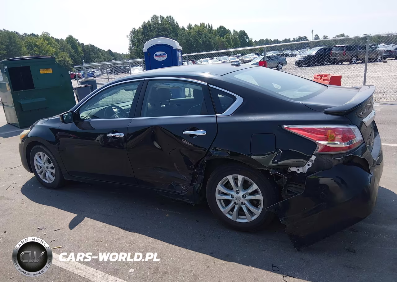 2014 Nissan Altima 2.5 S VIN:1N4AL3APXEN243226 - 14
