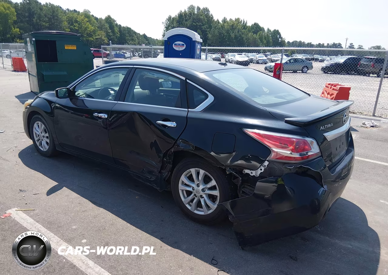 2014 Nissan Altima 2.5 S VIN:1N4AL3APXEN243226 - 3