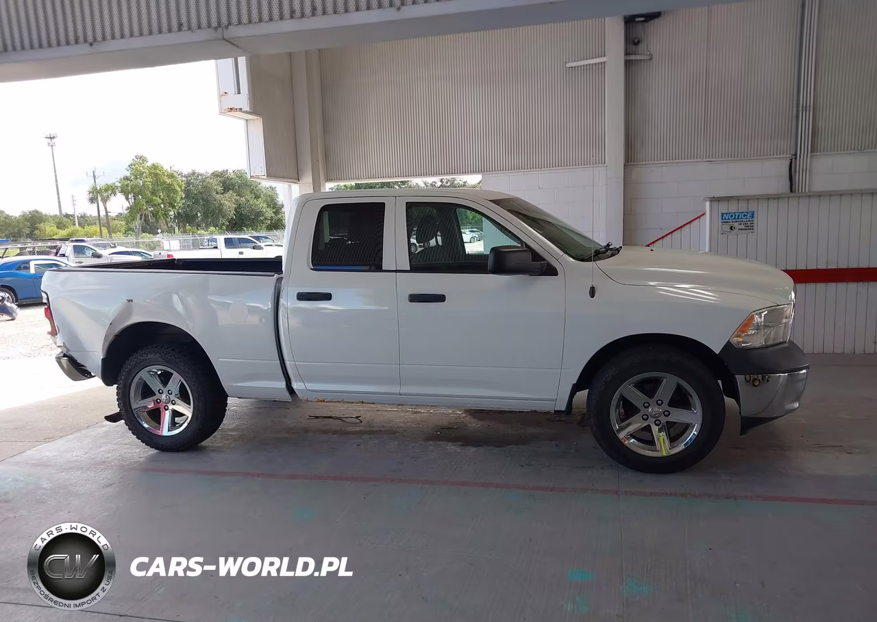 2016 Ram 1500 Tradesman VIN:1C6RR6FG7GS119819 - 13