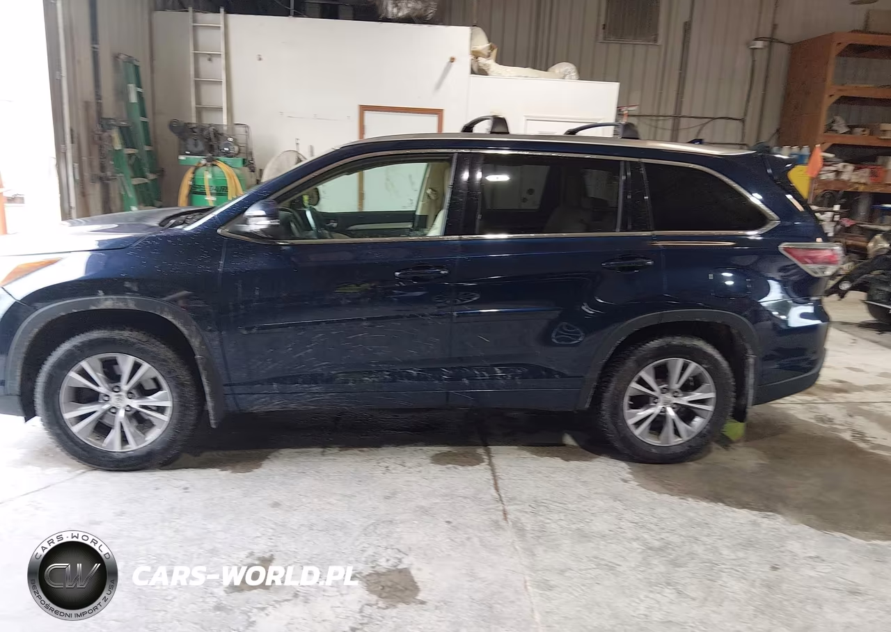 2015 Toyota Highlander Xle V6 VIN:5TDJKRFH4FS081073 - 14