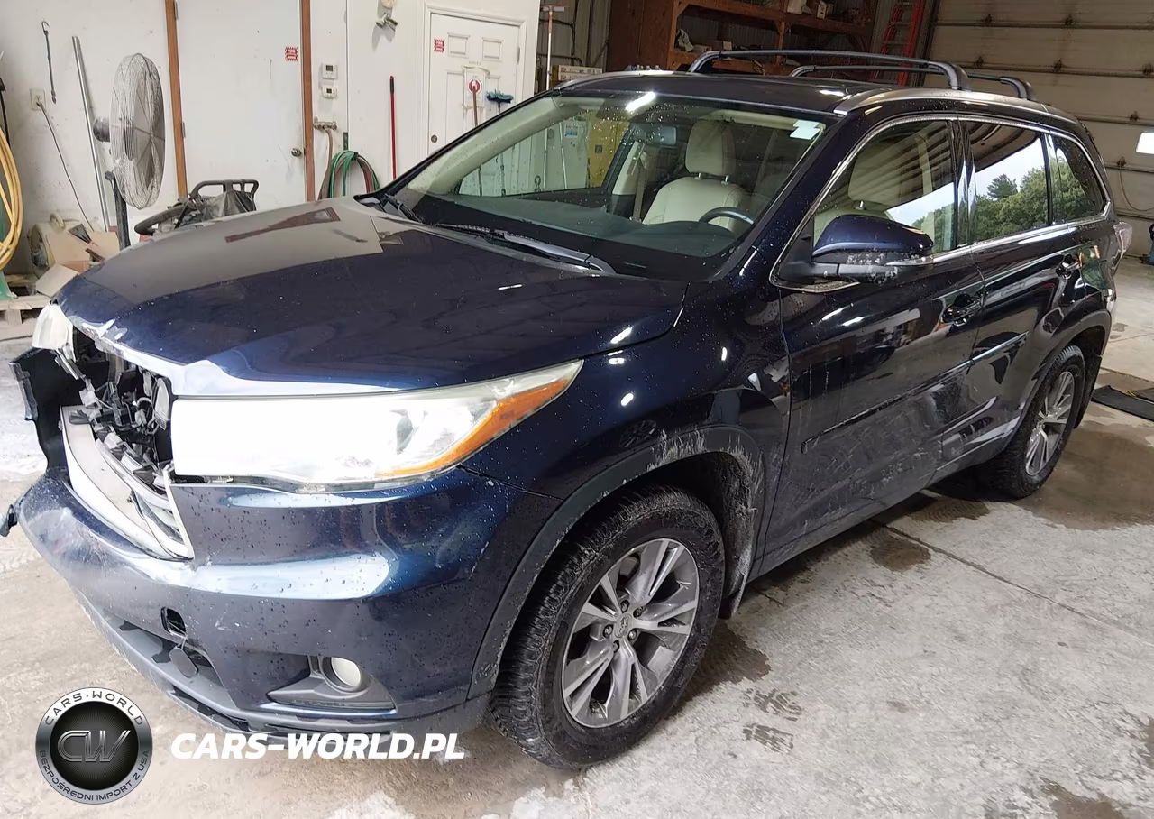 2015 Toyota Highlander Xle V6 VIN:5TDJKRFH4FS081073 - 2