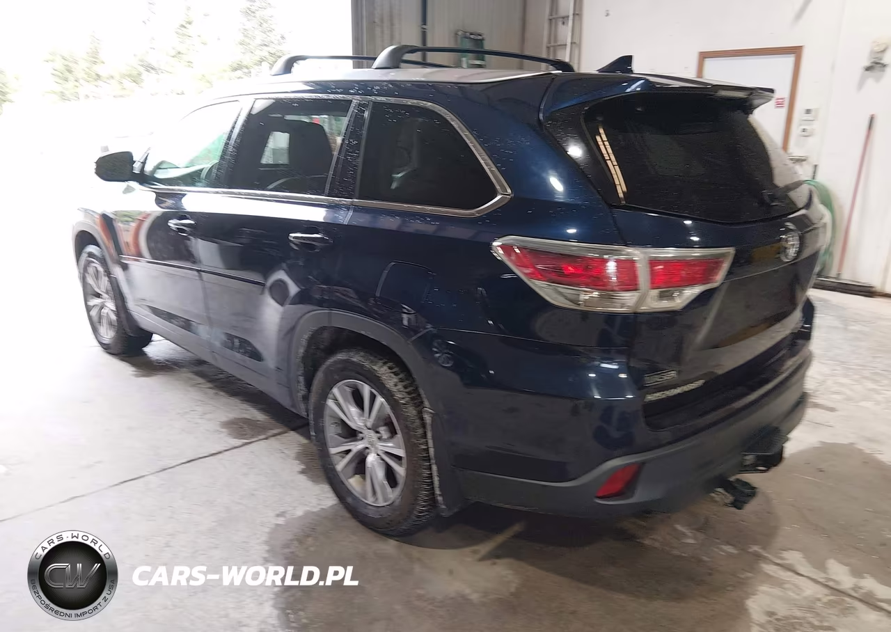 2015 Toyota Highlander Xle V6 VIN:5TDJKRFH4FS081073 - 3