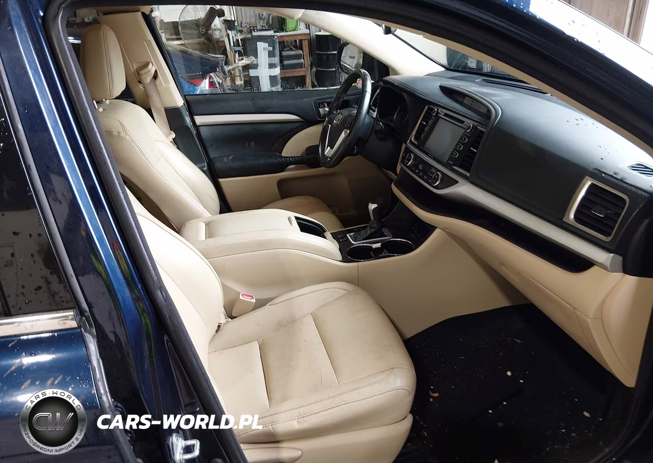 2015 Toyota Highlander Xle V6 VIN:5TDJKRFH4FS081073 - 5