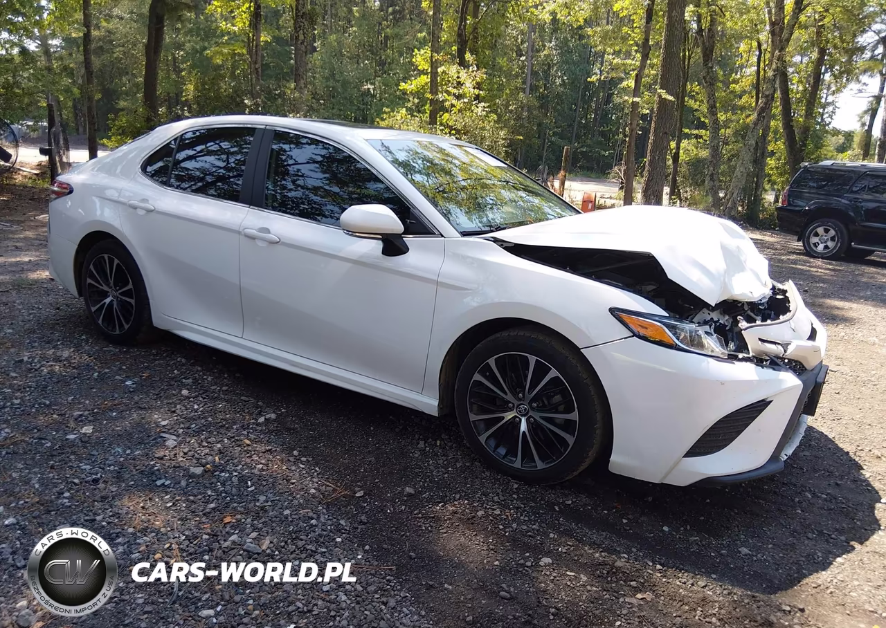 2020 Toyota Camry Se