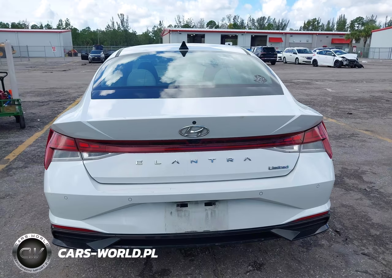 2022 Hyundai Elantra Limited VIN:5NPLP4AG3NH054656 - 17