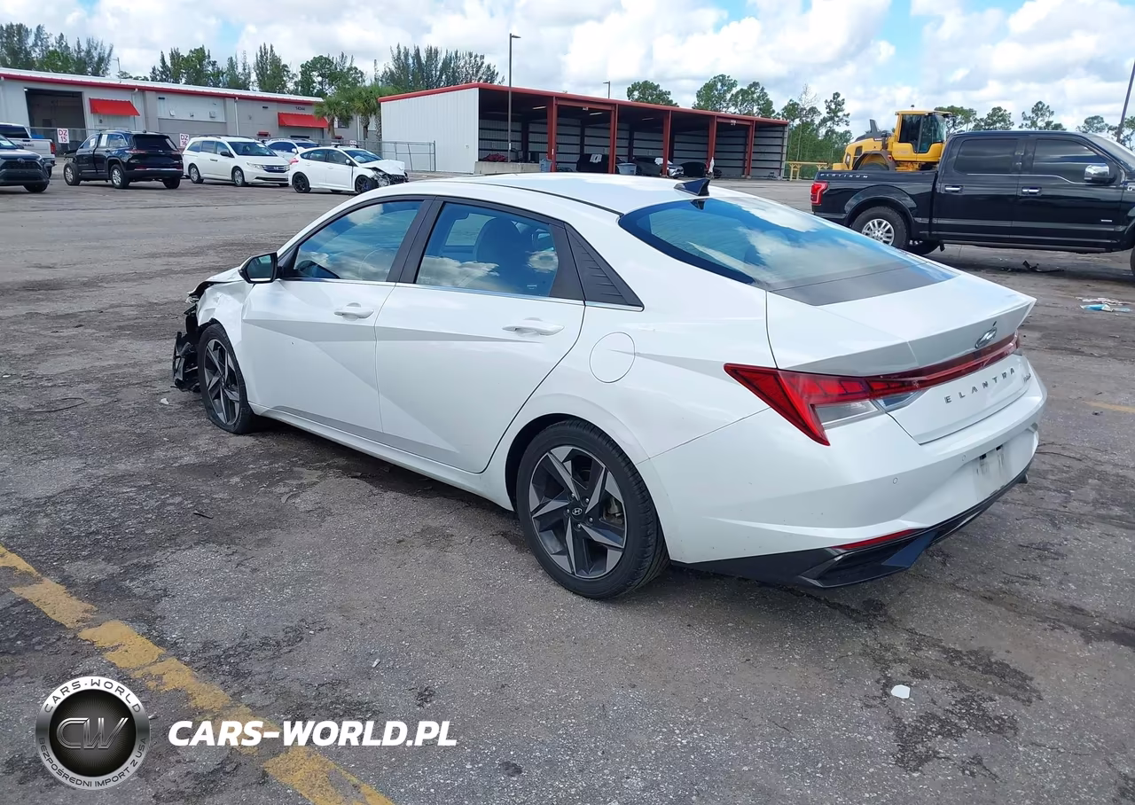 2022 Hyundai Elantra Limited VIN:5NPLP4AG3NH054656 - 3