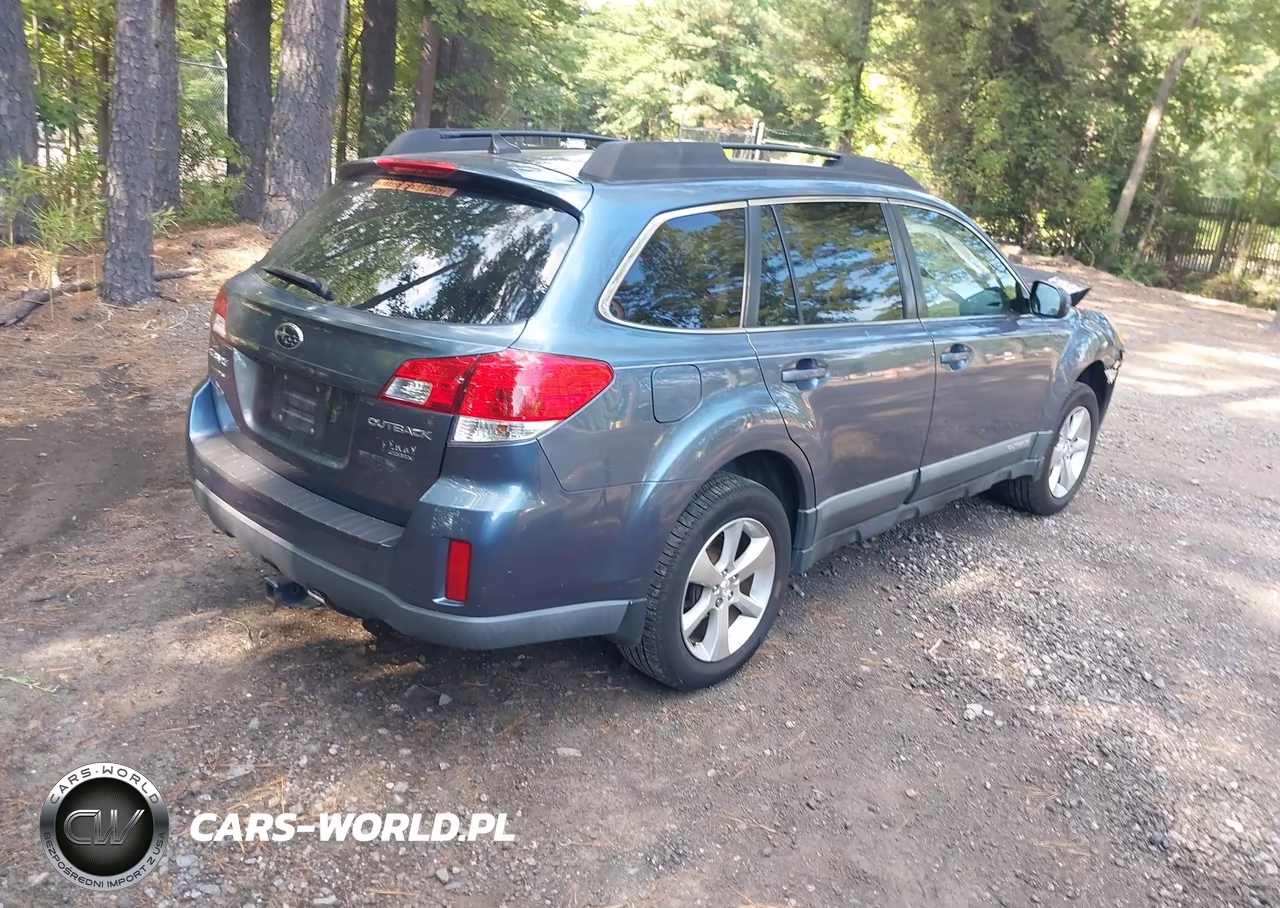 2013 Subaru Outback 2.5I Limited VIN:4S4BRCKC5D3302486 - 4