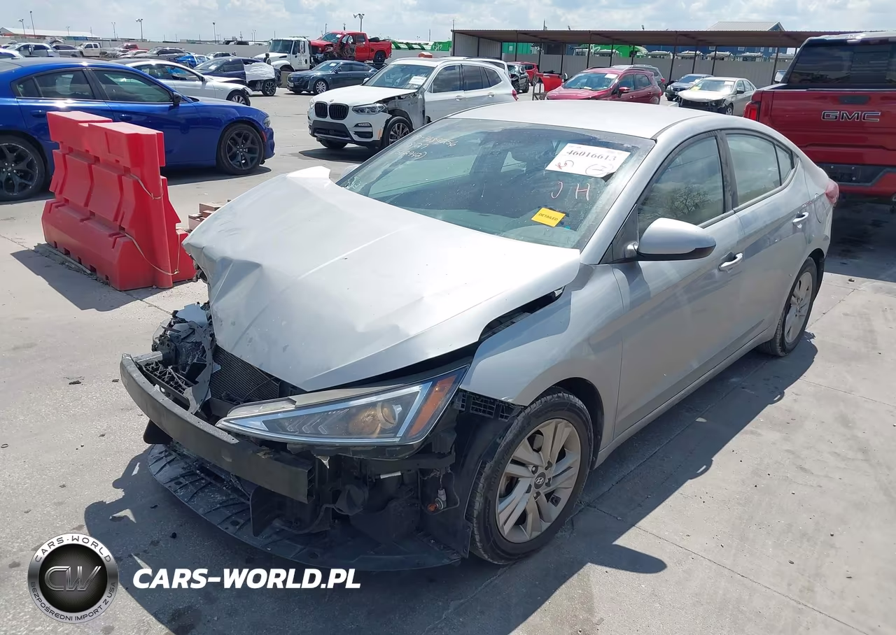 2020 Hyundai Elantra Sel VIN:5NPD84LF9LH562942 - 2