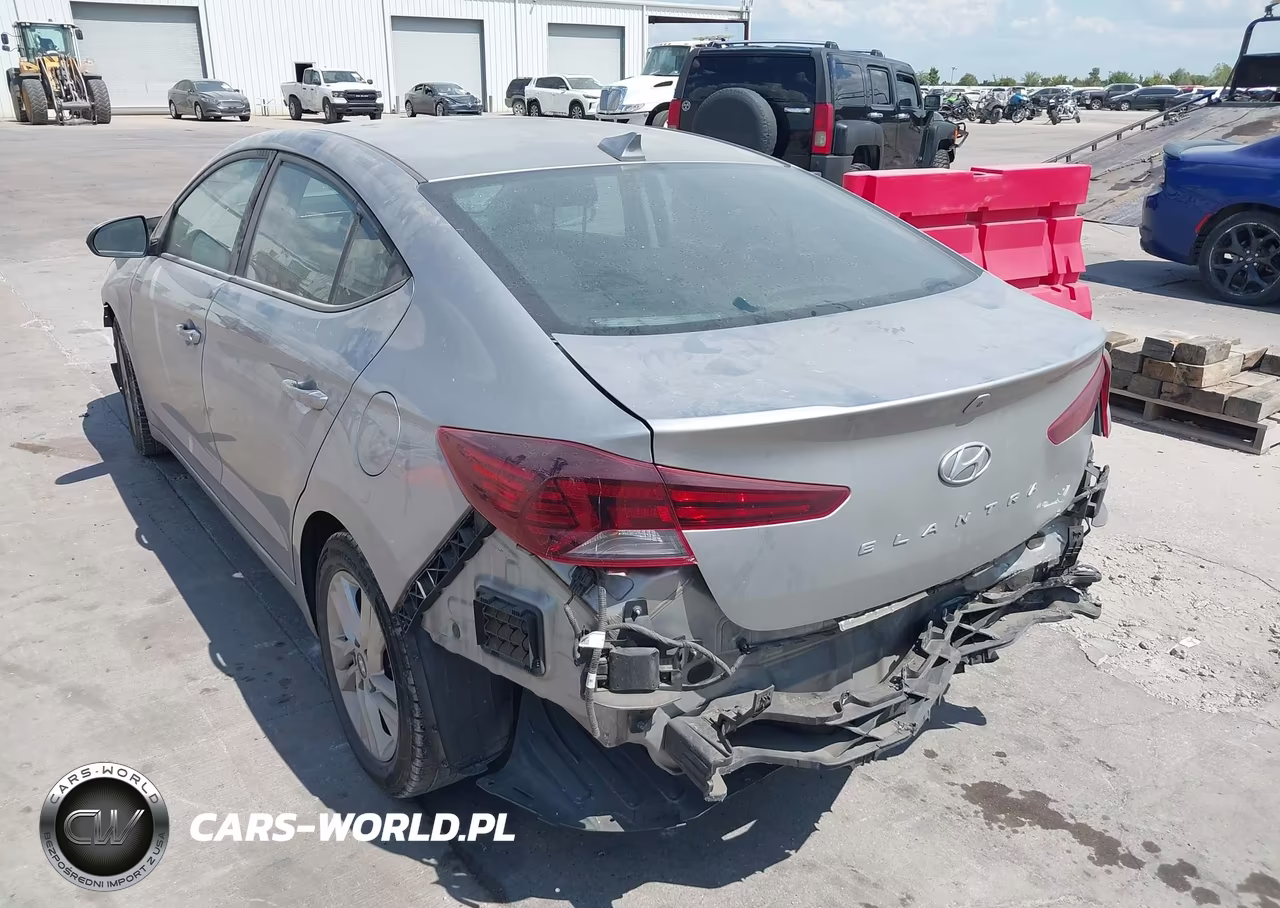 2020 Hyundai Elantra Sel VIN:5NPD84LF9LH562942 - 3