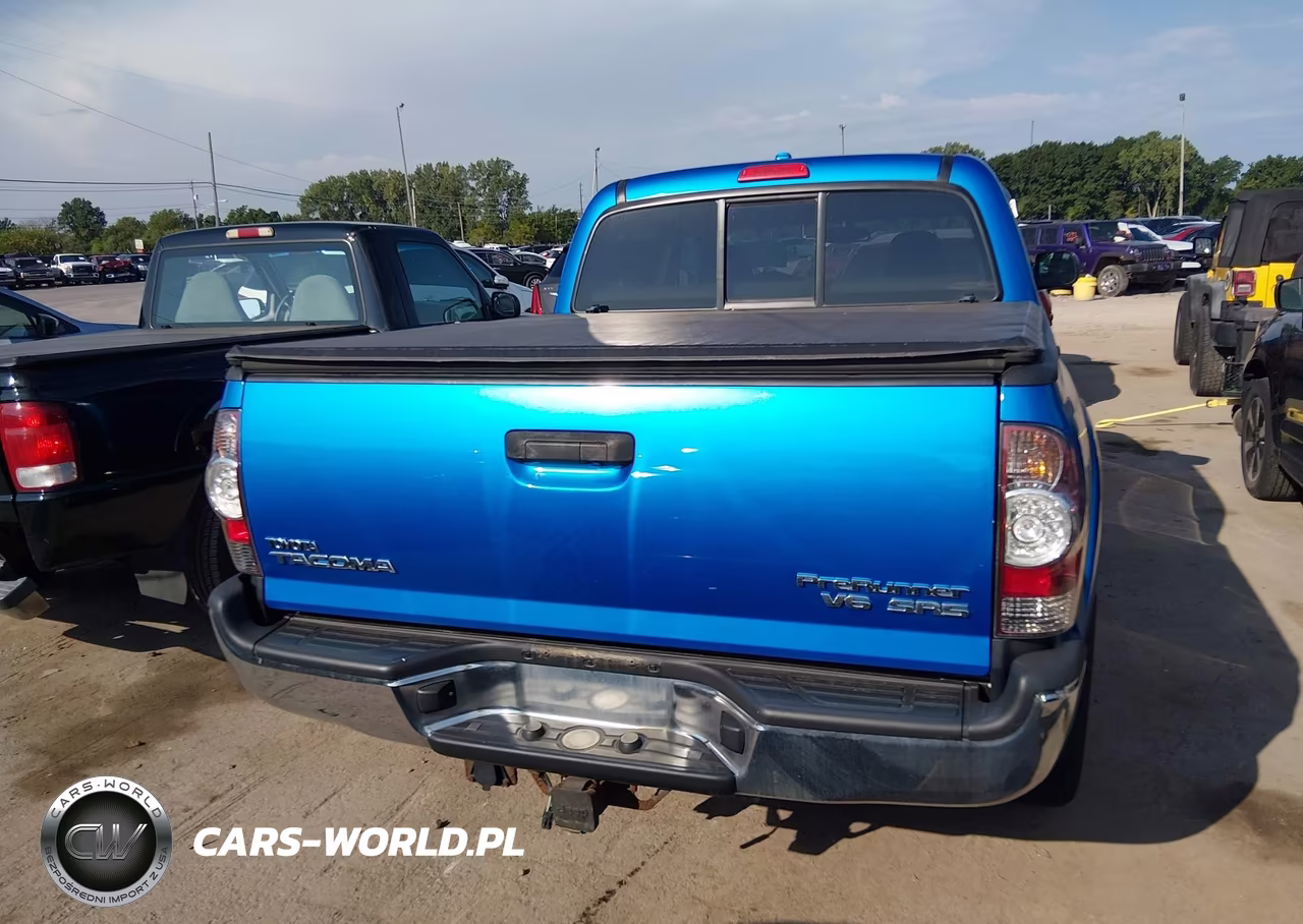 2010 Toyota Tacoma Prerunner V6 VIN:5TEJU4GNXAZ700594 - 16