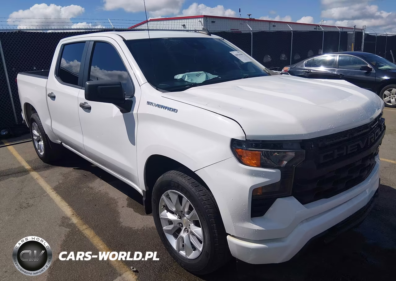 2022 Chevrolet Silverado 1500 2Wd Short Bed Custom
