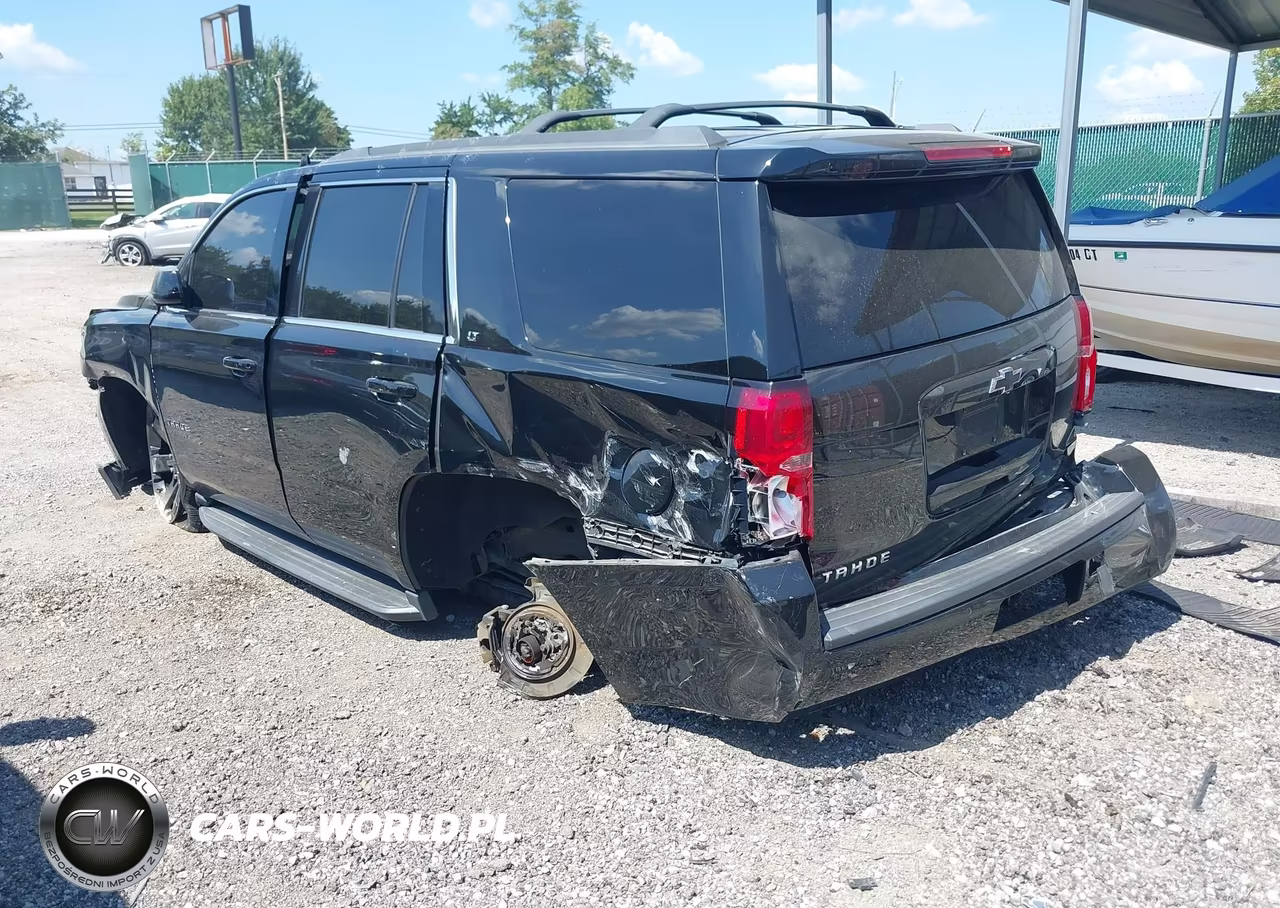 2017 Chevrolet Tahoe Lt VIN:1GNSKBKC1HR302577 - 3