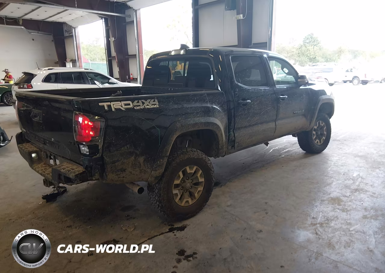2023 Toyota Tacoma Trd Off Road VIN:3TMCZ5AN9PM561539 - 4
