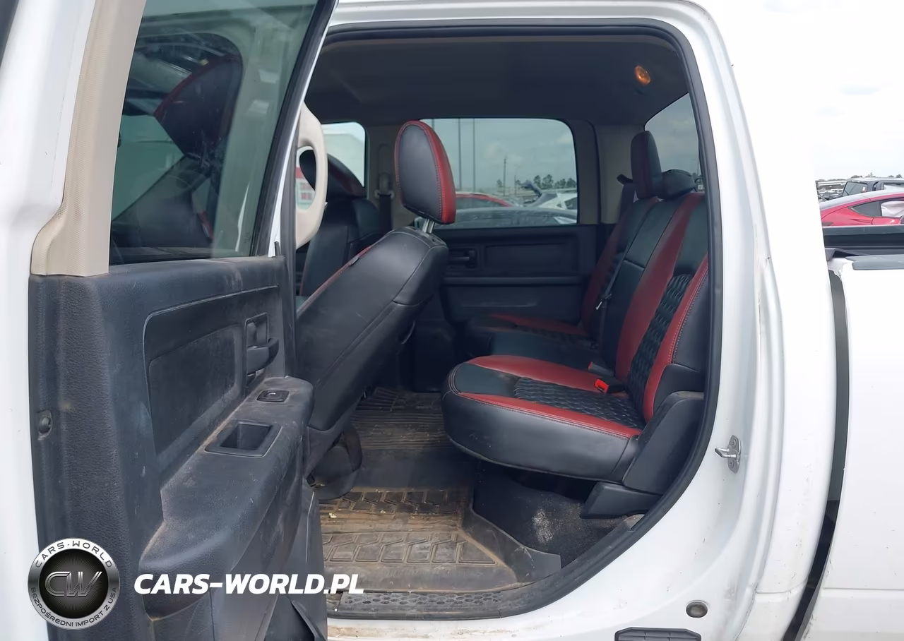 2018 Ram 2500 Tradesman 4X4 6'4 Box VIN:3C6UR5CL7JG190880 - 8