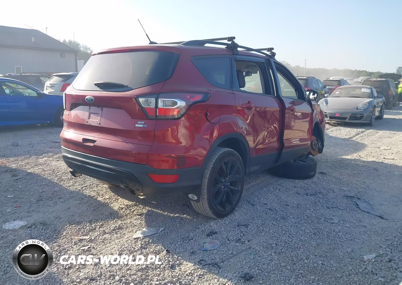 2017 Ford Escape Se VIN:1FMCU9GD0HUC70246 - 4