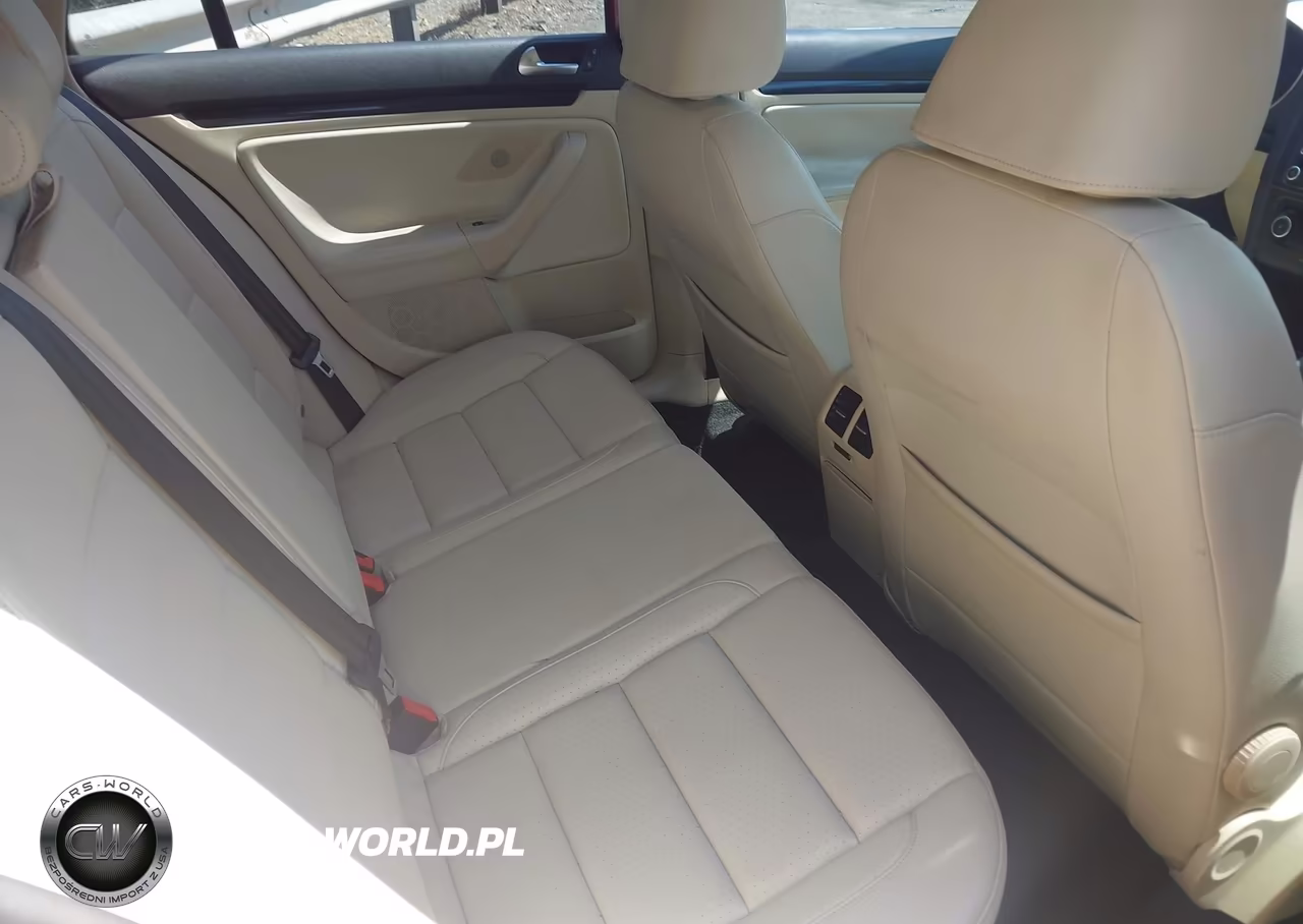 2011 Volkswagen Jetta Sportwagen 2.0L Tdi VIN:3VWML7AJXBM724543 - 8