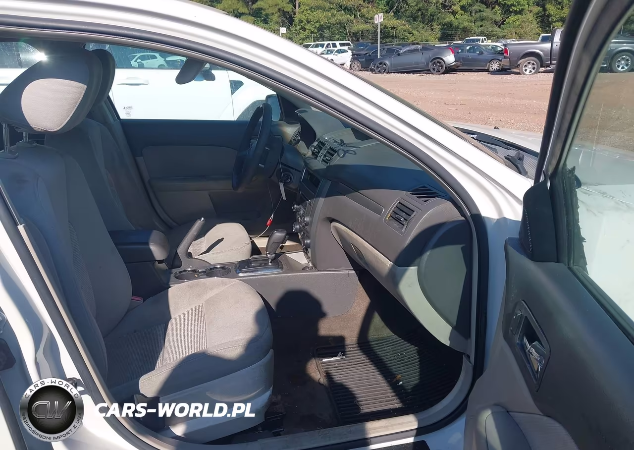 2010 Ford Fusion Se VIN:3FAHP0HG9AR108107 - 5