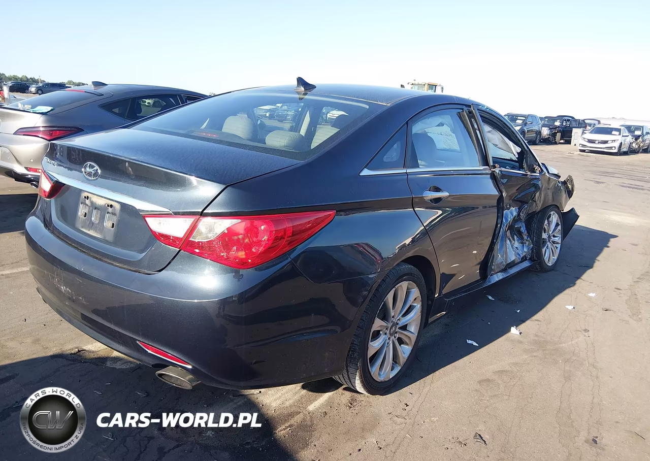 2011 Hyundai Sonata Se VIN:5NPEC4AC2BH048795 - 4