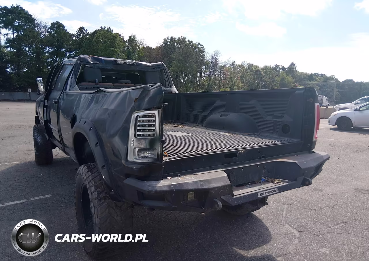2013 Ram 3500 Laramie VIN:3C63R3JL1DG544321 - 4