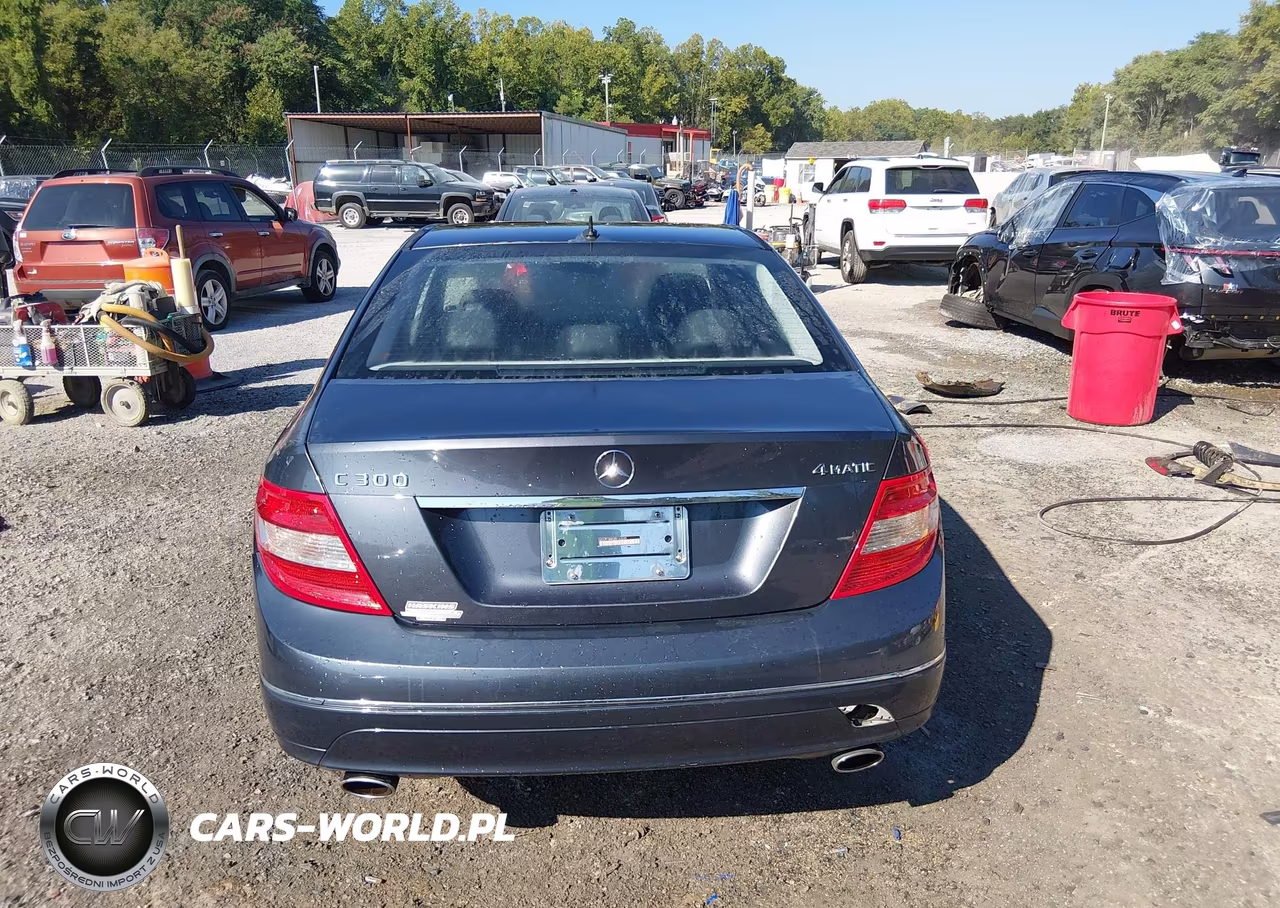 2011 Mercedes-Benz C 300 Luxury 4Matic-Sport 4Matic VIN:WDDGF8BB0BR163245 - 16